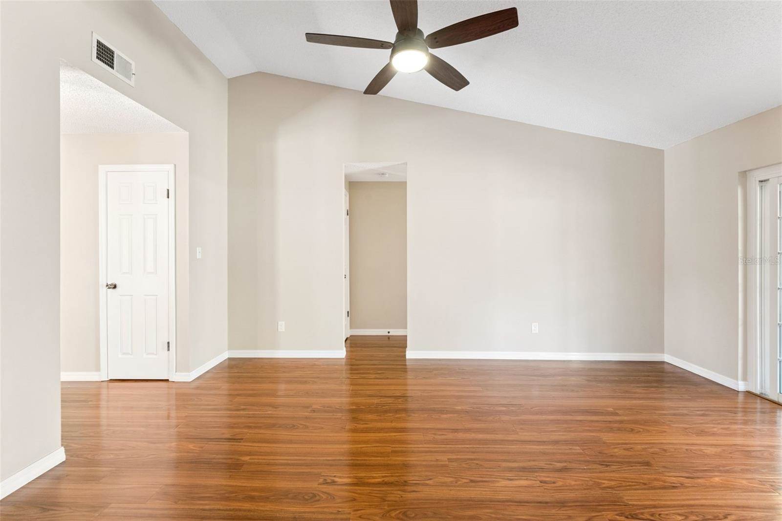 8006 Jozee Circle, Orlando, FL 32836