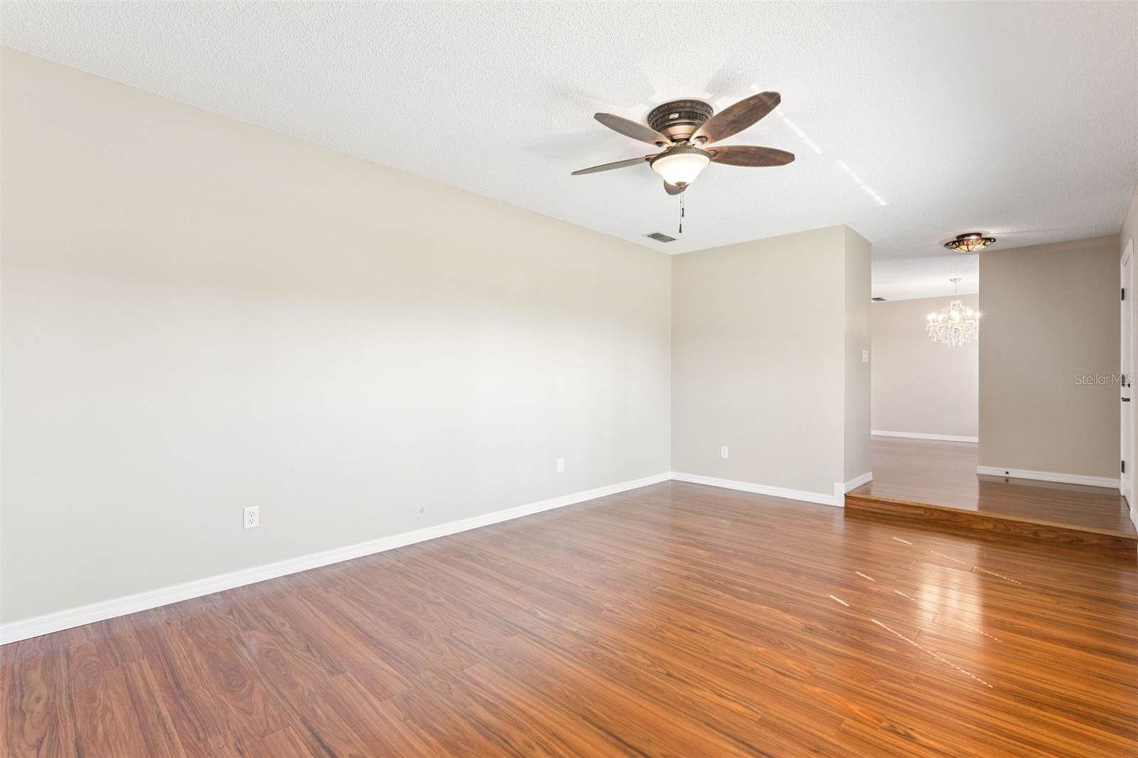 8006 Jozee Circle, Orlando, FL 32836