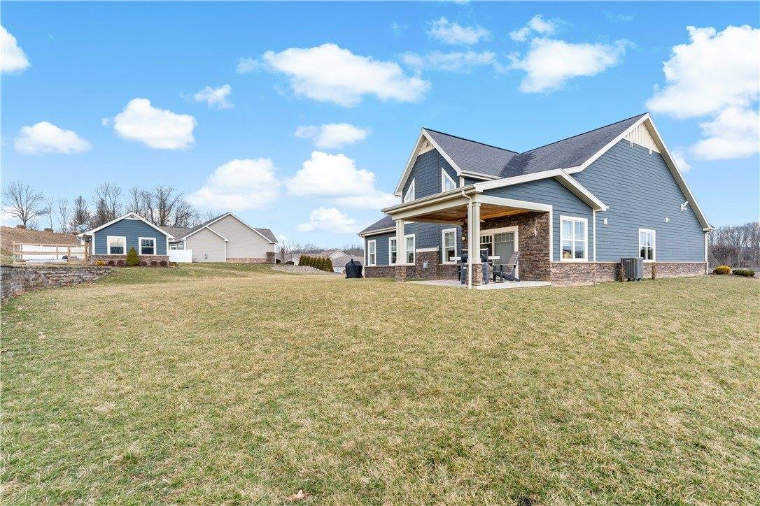 719 Mission Hills Dr, Cecil, PA 15317