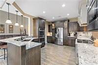 719 Mission Hills Dr, Cecil, PA 15317