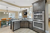 719 Mission Hills Dr, Cecil, PA 15317