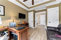 719 Mission Hills Dr, Cecil, PA 15317