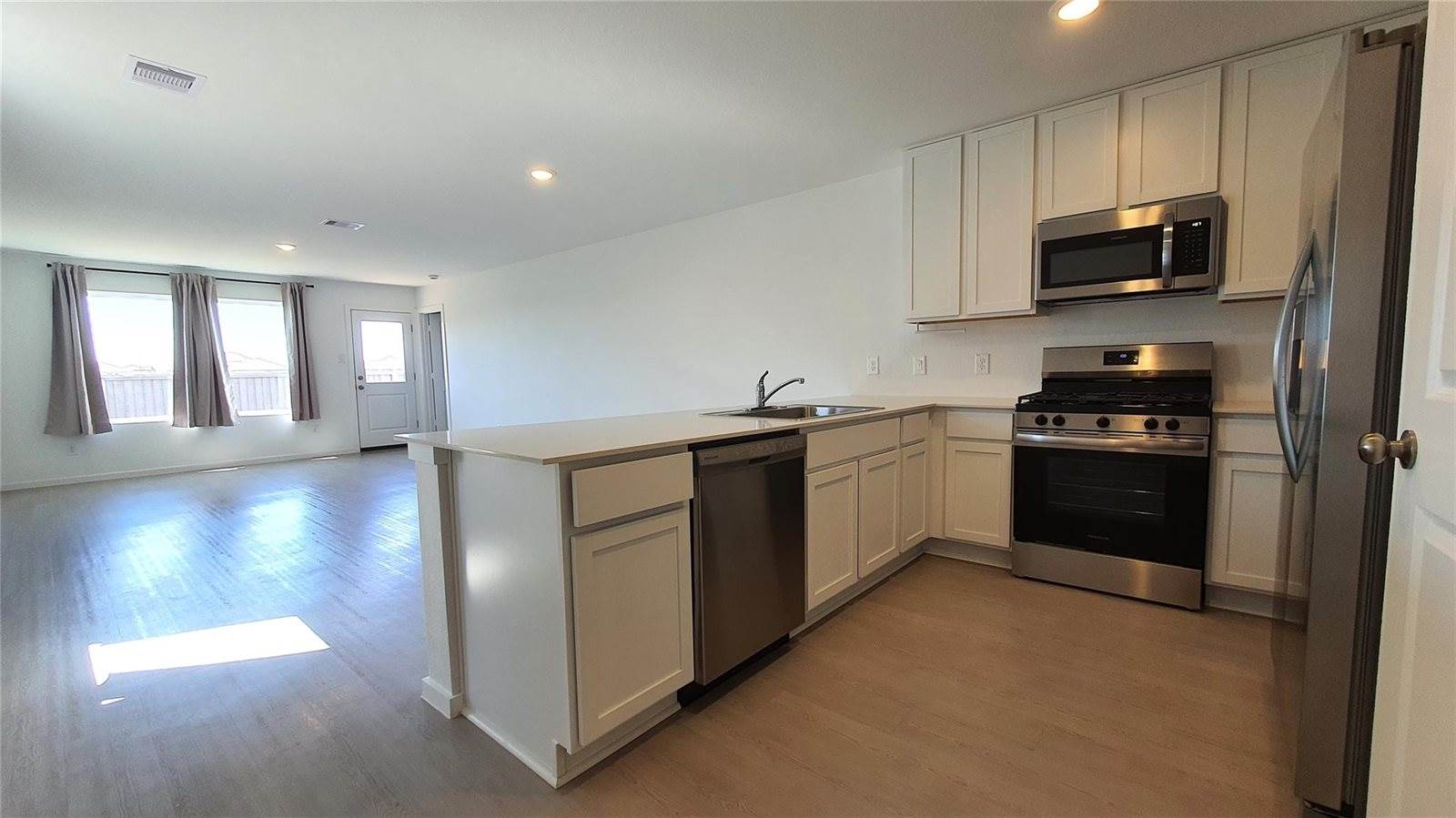 28951 Great Canyon Drive, Hockley, TX 77447