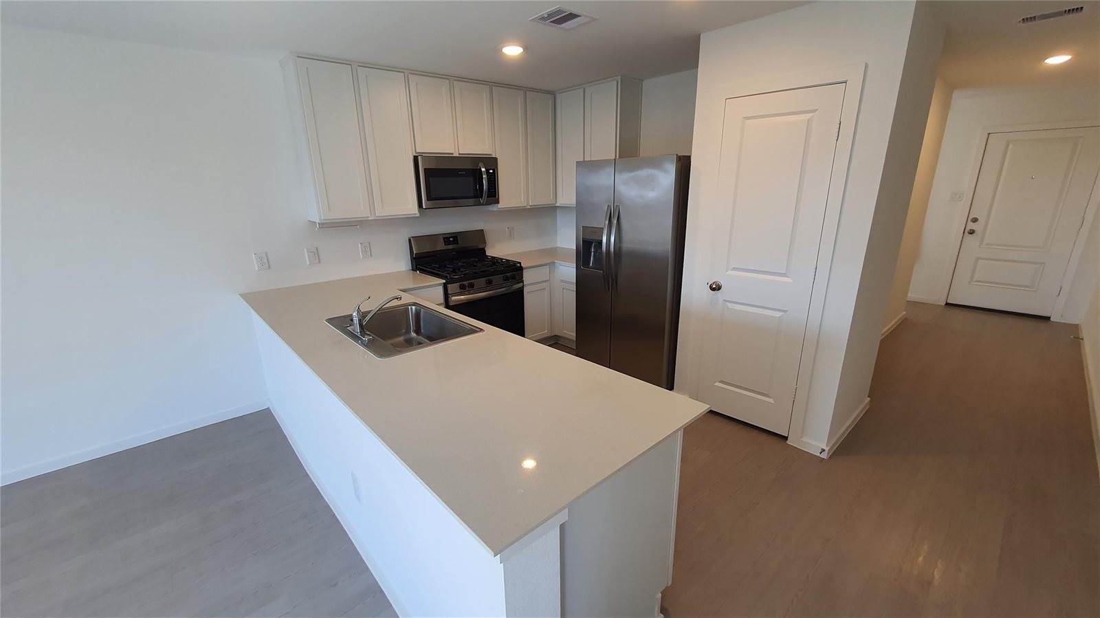 28951 Great Canyon Drive, Hockley, TX 77447