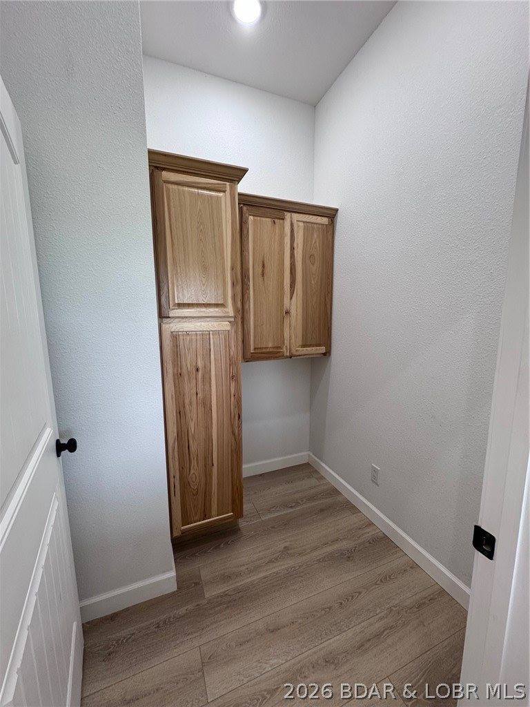 1378 Full Gallop Lane, Roach, MO 65787