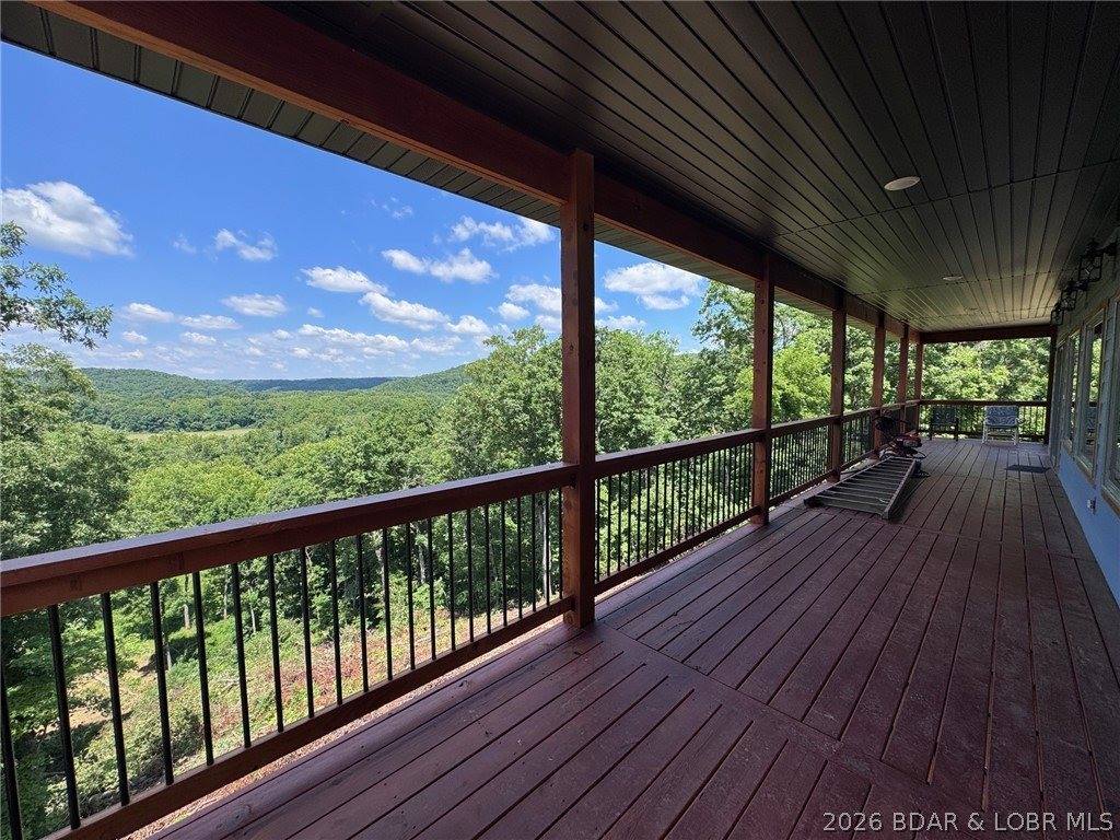 1378 Full Gallop Lane, Roach, MO 65787