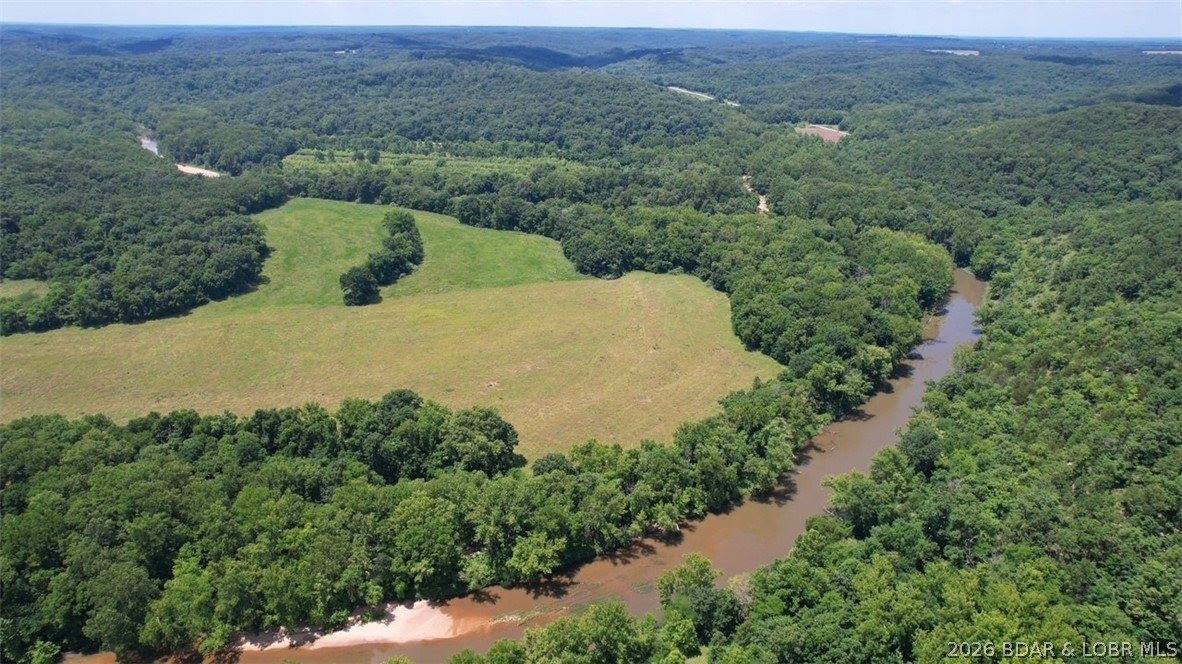 1378 Full Gallop Lane, Roach, MO 65787