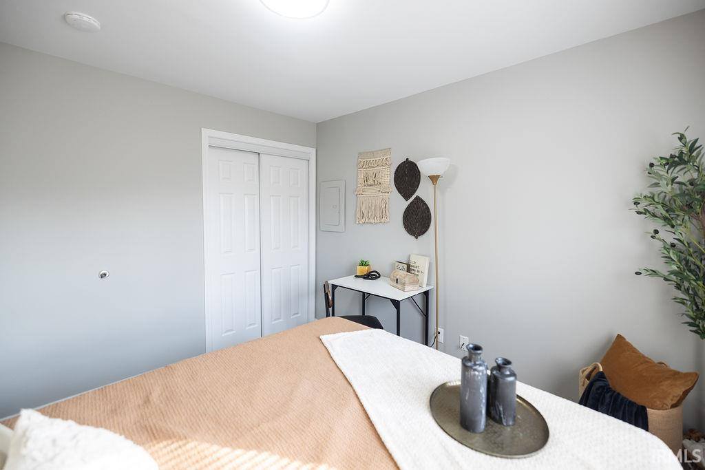 227 Midway Drive, New Castle, IN 47362