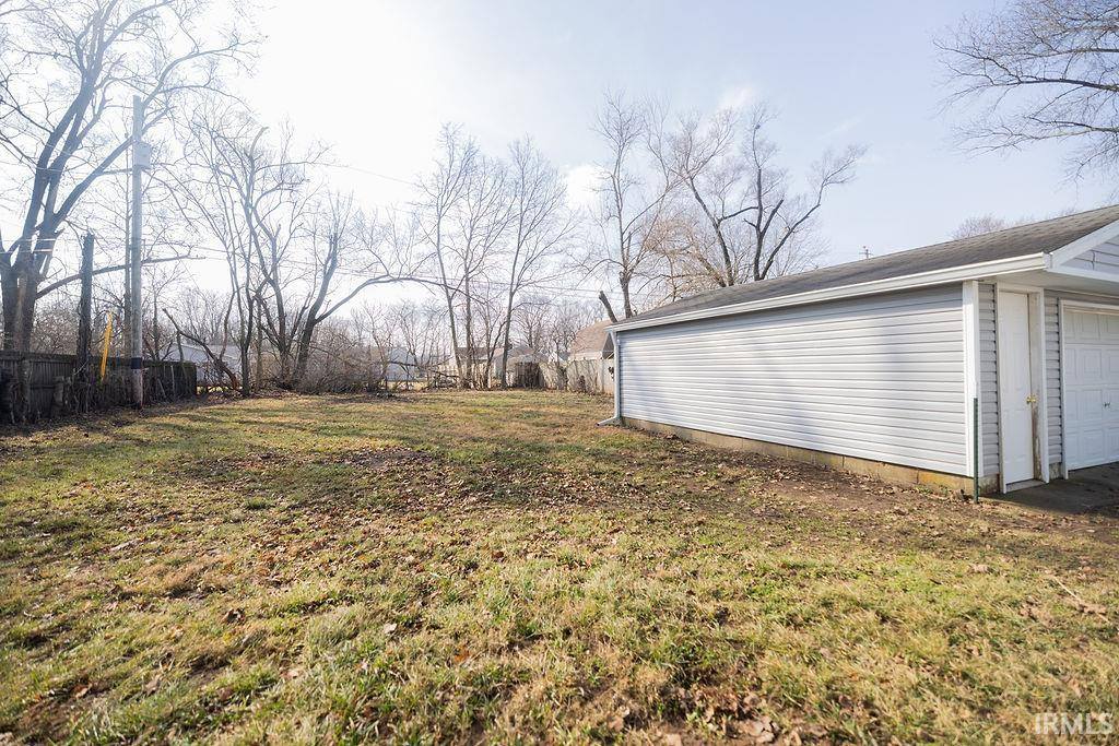 227 Midway Drive, New Castle, IN 47362