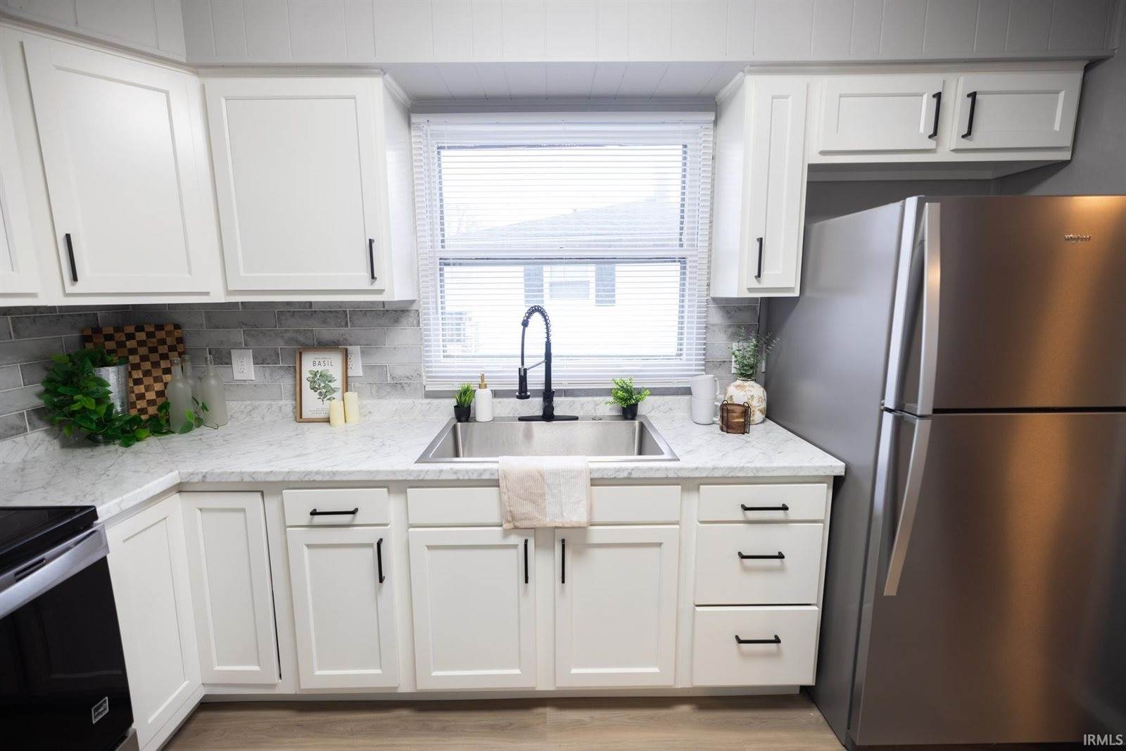 216 Seminole Drive, Anderson, IN 46012