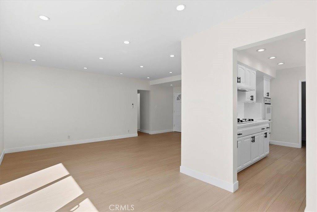 15952 Kalisher, Granada Hills, CA 91344