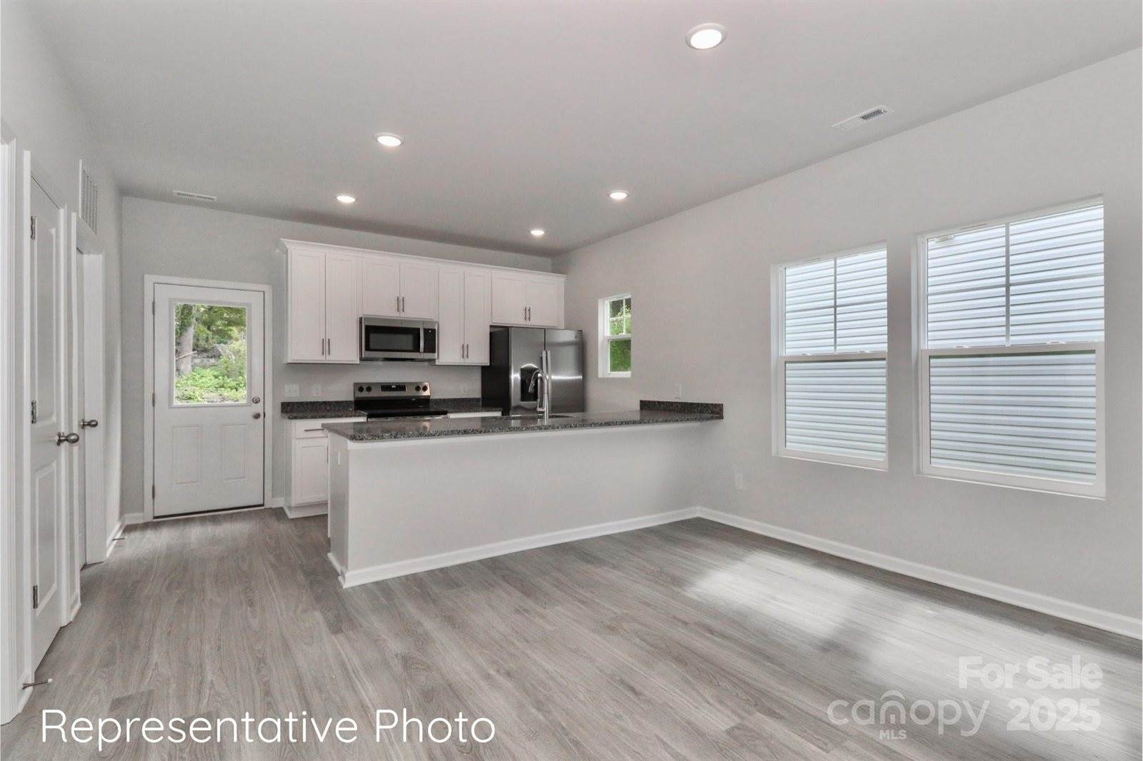 551 Ridge Avenue, Mooresville, NC 28115