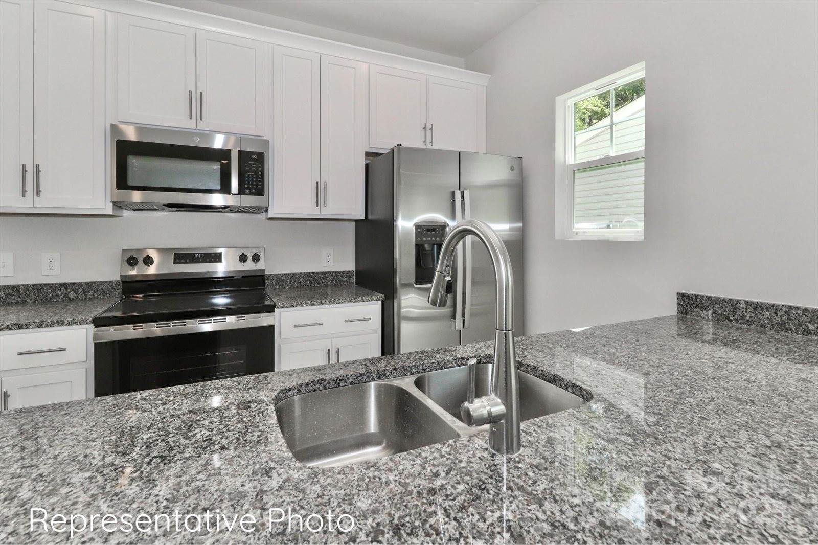 551 Ridge Avenue, Mooresville, NC 28115