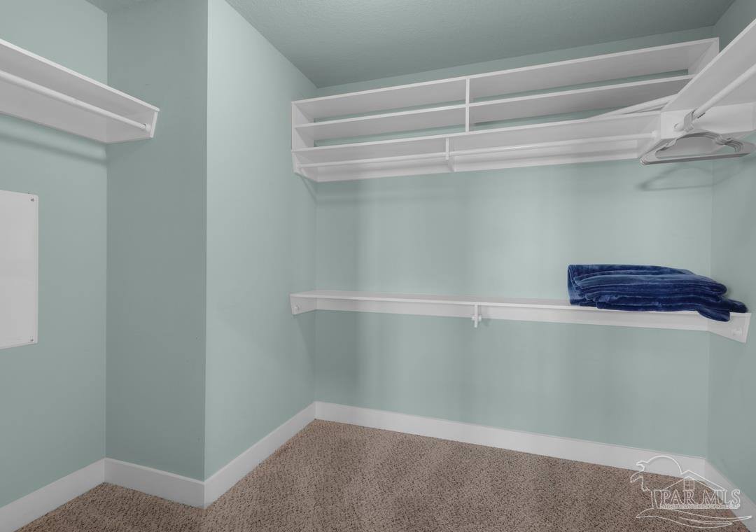 1477 Seaside Cir, Navarre Beach, FL 32566