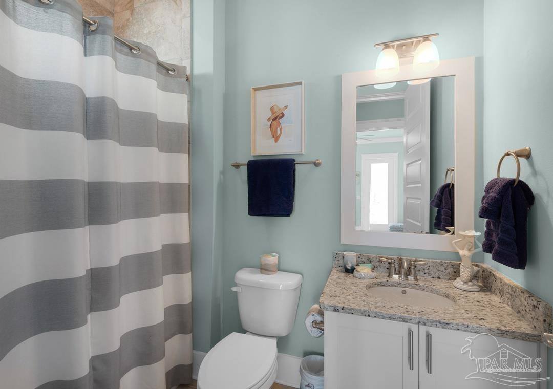 1477 Seaside Cir, Navarre Beach, FL 32566