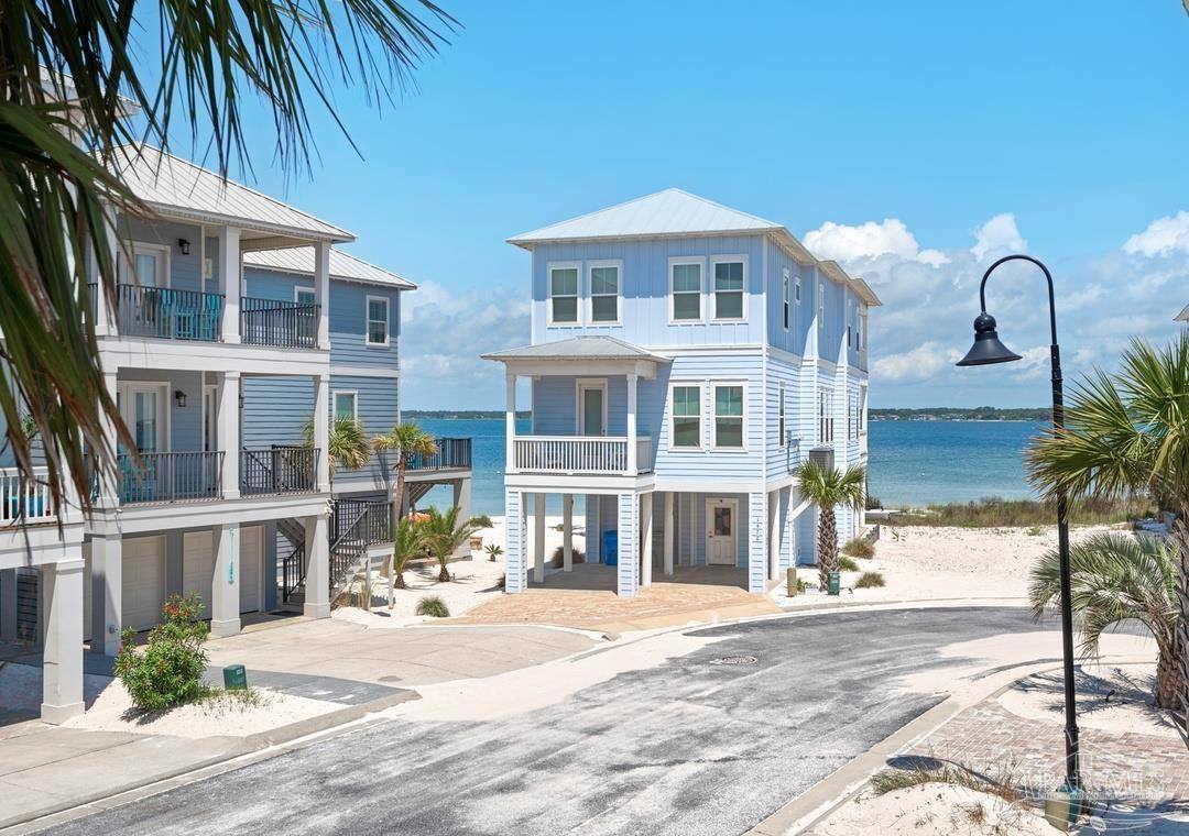 1477 Seaside Cir, Navarre Beach, FL 32566