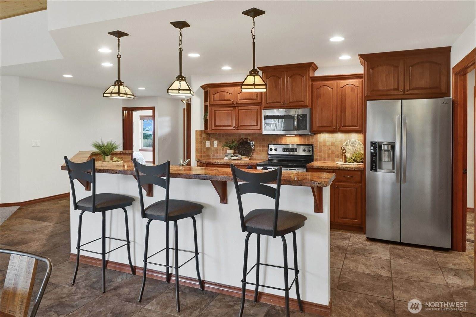 2511 Crescent Street, Ferndale, WA 98248
