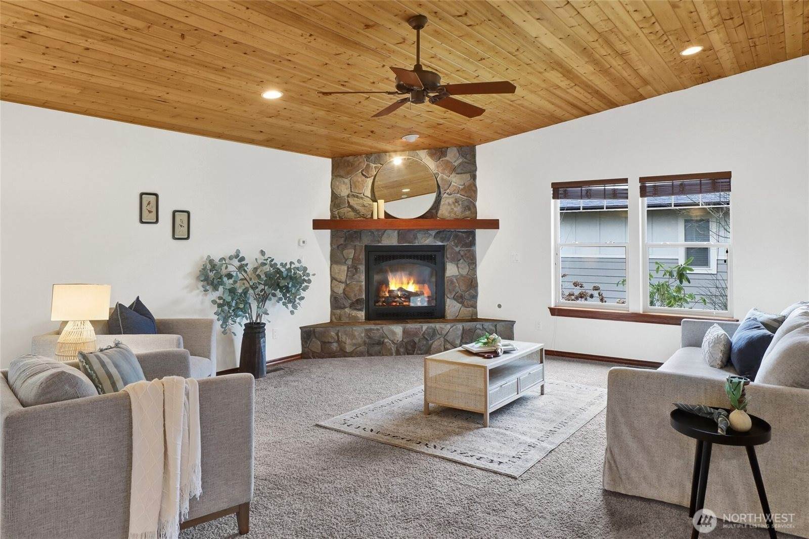 2511 Crescent Street, Ferndale, WA 98248