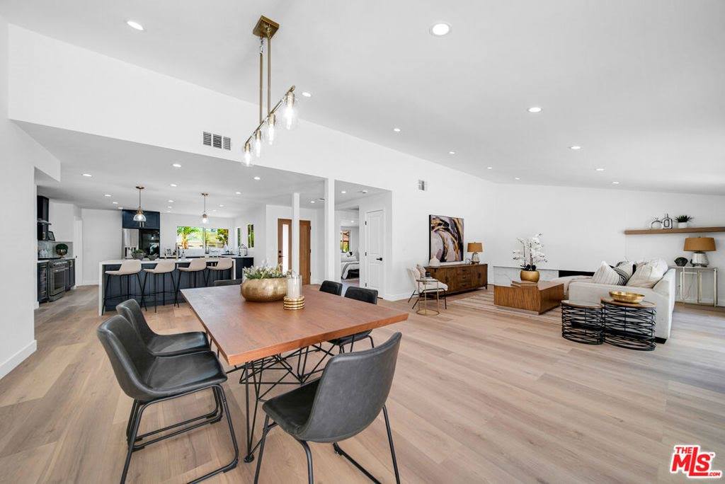 10200 Shoshone Avenue, Northridge, CA 91325