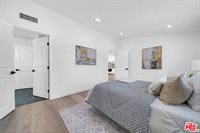 10200 Shoshone Avenue, Northridge, CA 91325