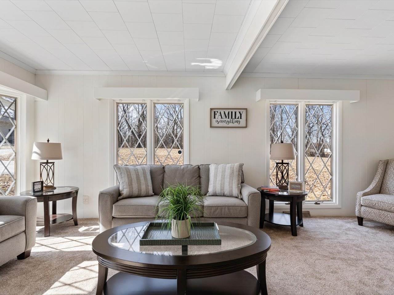 1440 45th Street, Moline, IL 61265