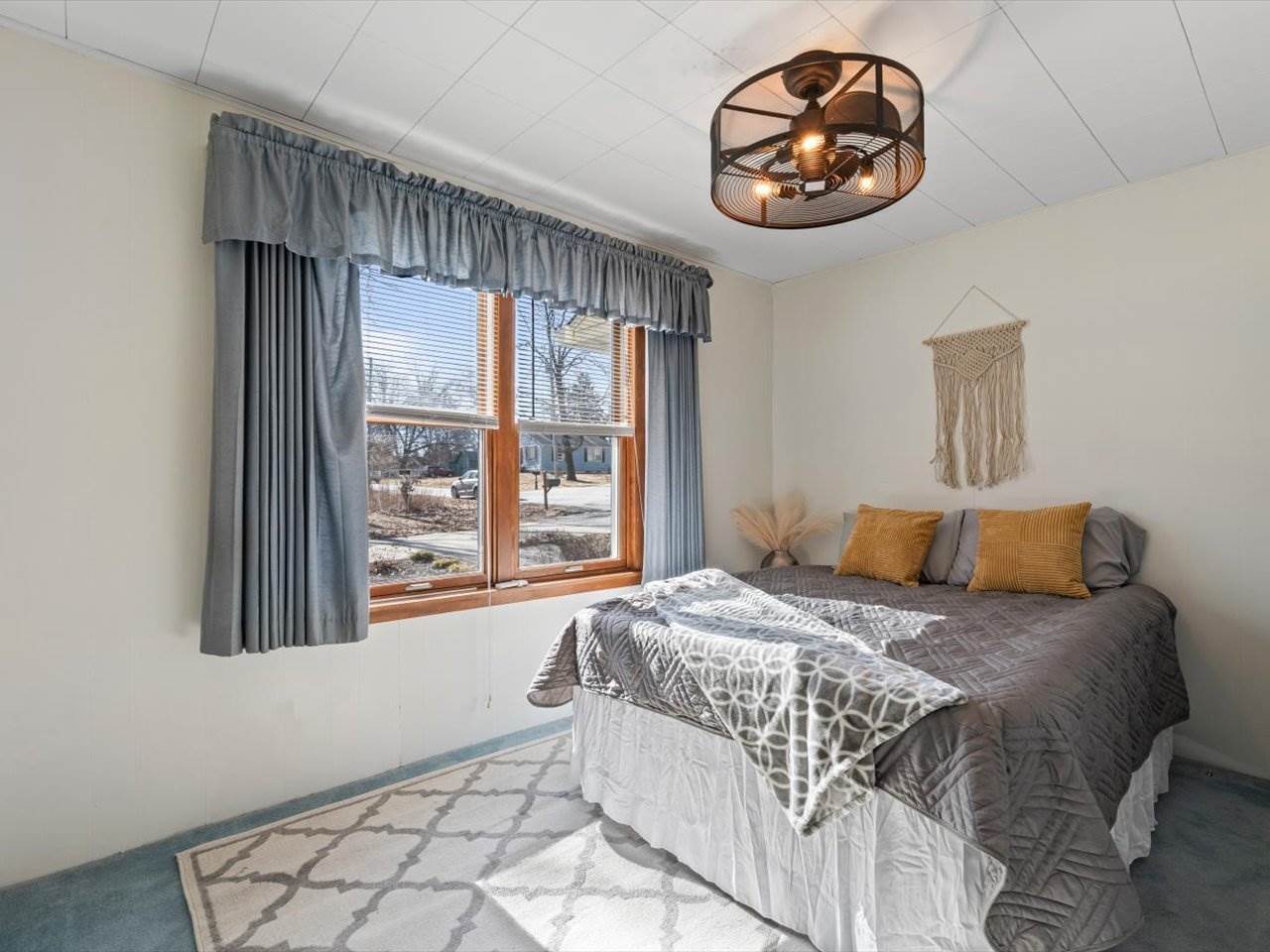 1440 45th Street, Moline, IL 61265