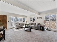 1440 45th Street, Moline, IL 61265