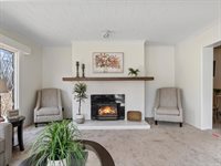 1440 45th Street, Moline, IL 61265