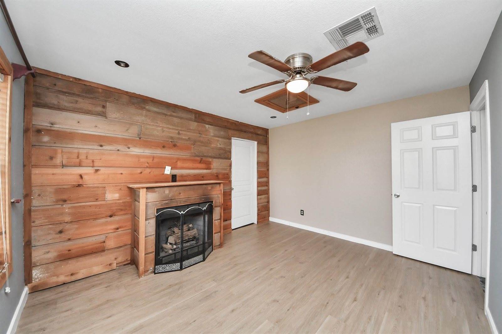 20918 Dunn, New Caney, TX 77357