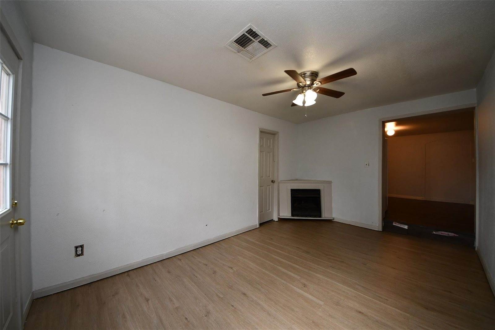 20918 Dunn, New Caney, TX 77357