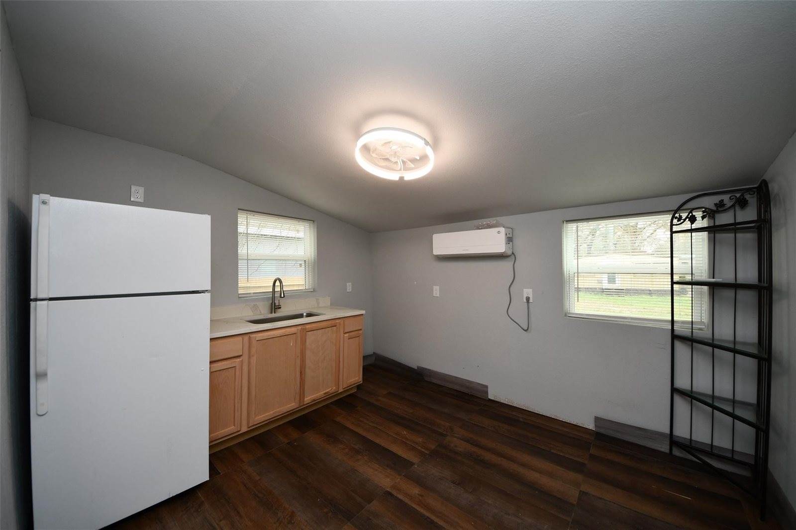 20918 Dunn, New Caney, TX 77357