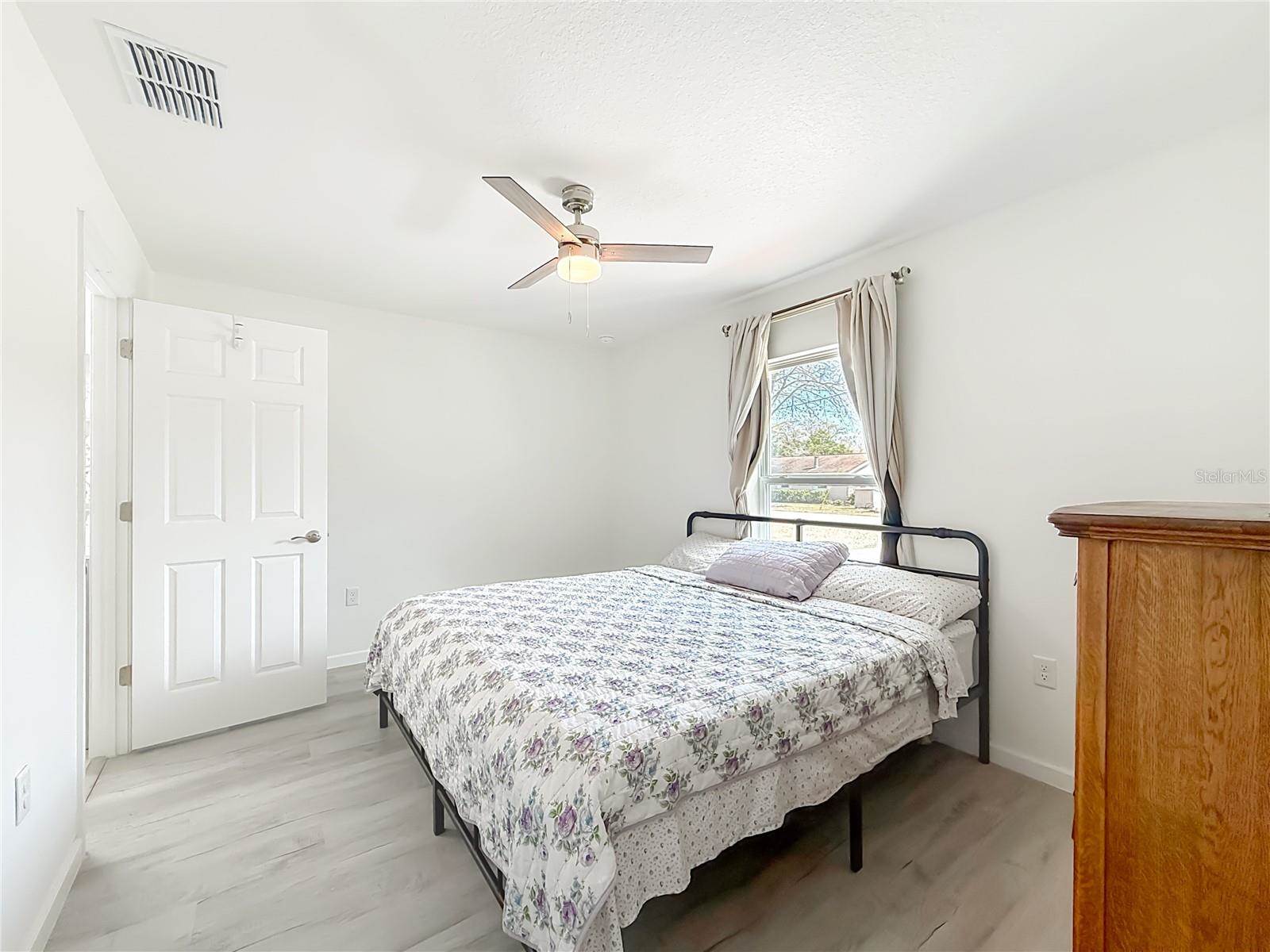 6488 NW 13TH Avenue, Ocala, FL 34475