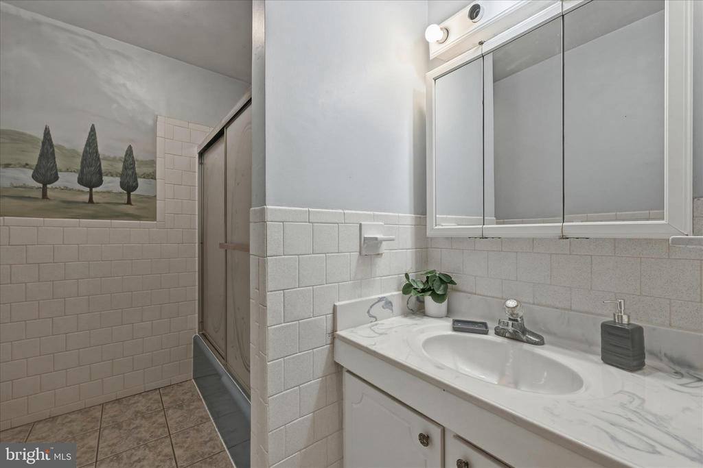 200 Washington Avenue, Front Royal, VA 22630