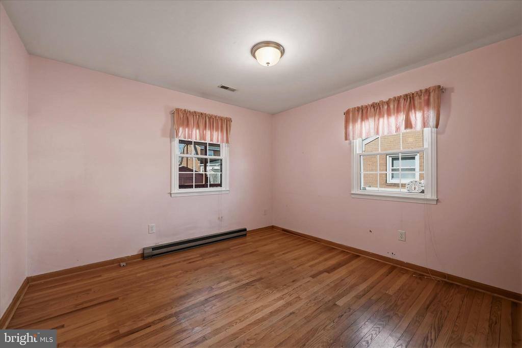 200 Washington Avenue, Front Royal, VA 22630