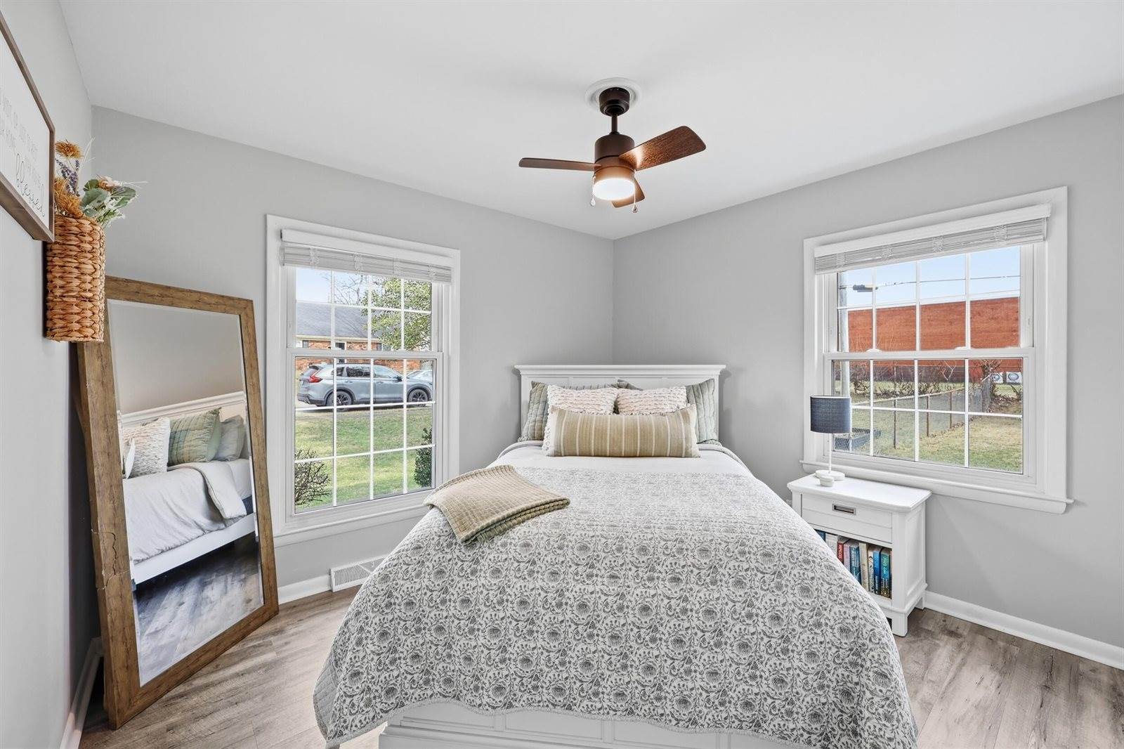 446 Yale Drive, Lexington, KY 40517
