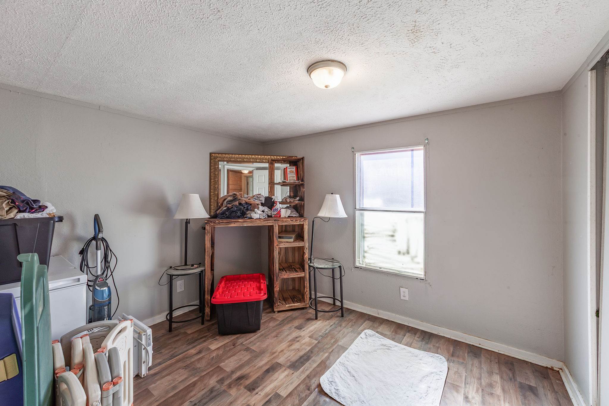 1290 Sycamore Dr, Morris Chapel, TN 38361