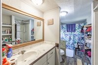 1290 Sycamore Dr, Morris Chapel, TN 38361