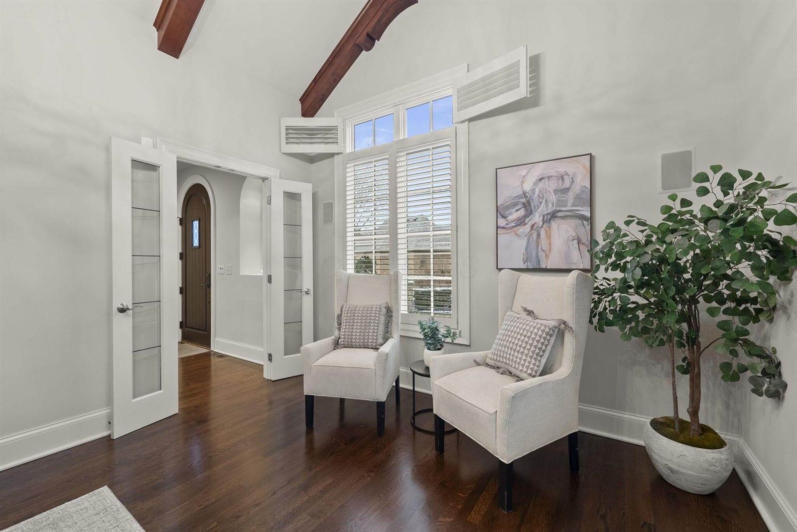 3507 River Avon Circle, Columbus, OH 43221