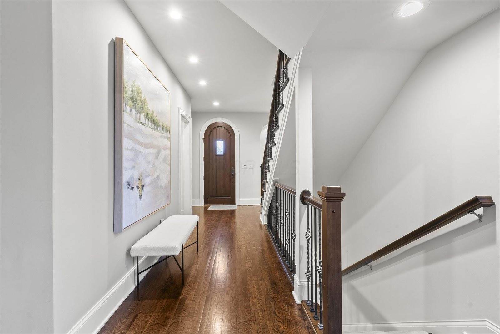 3507 River Avon Circle, Columbus, OH 43221