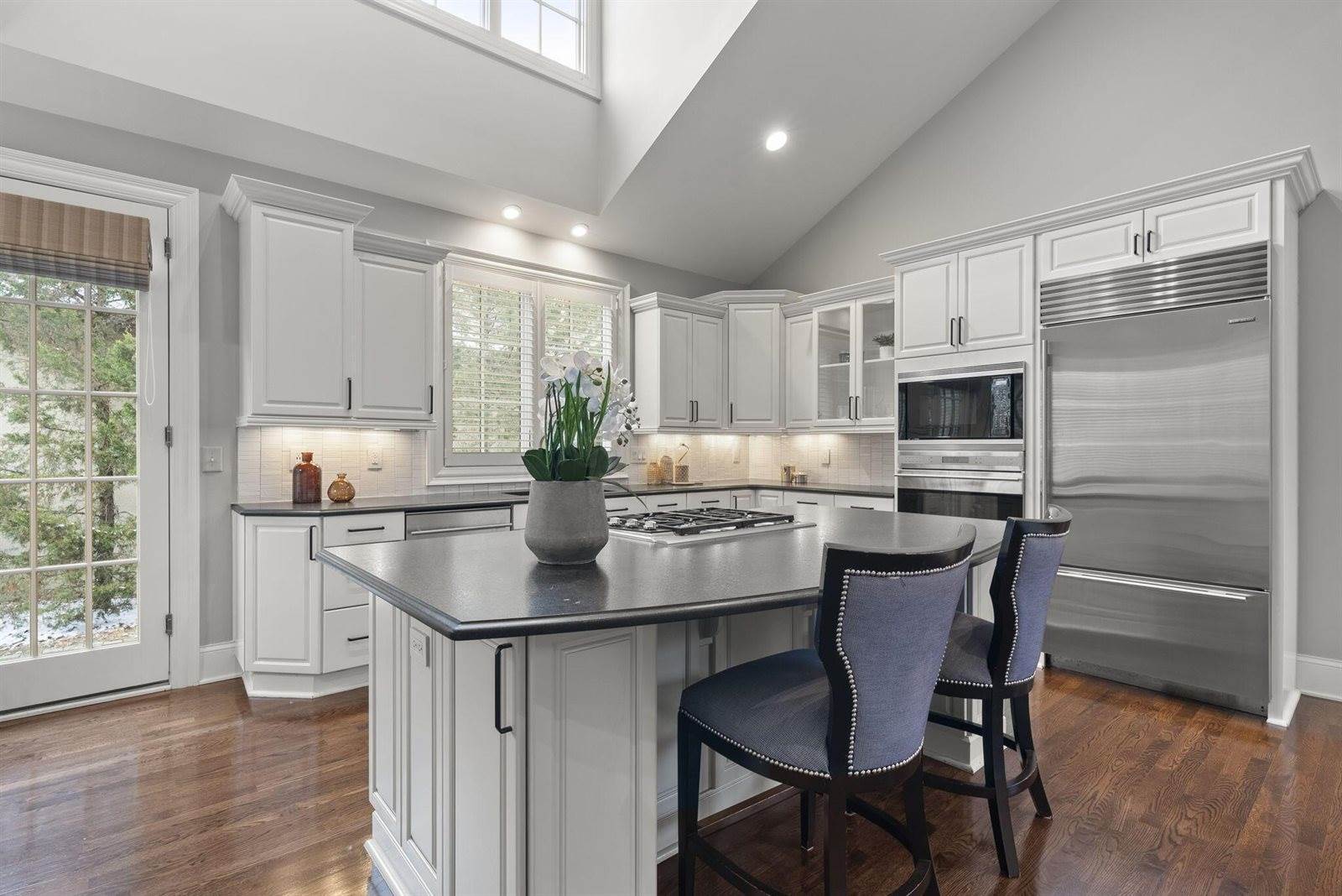 3507 River Avon Circle, Columbus, OH 43221