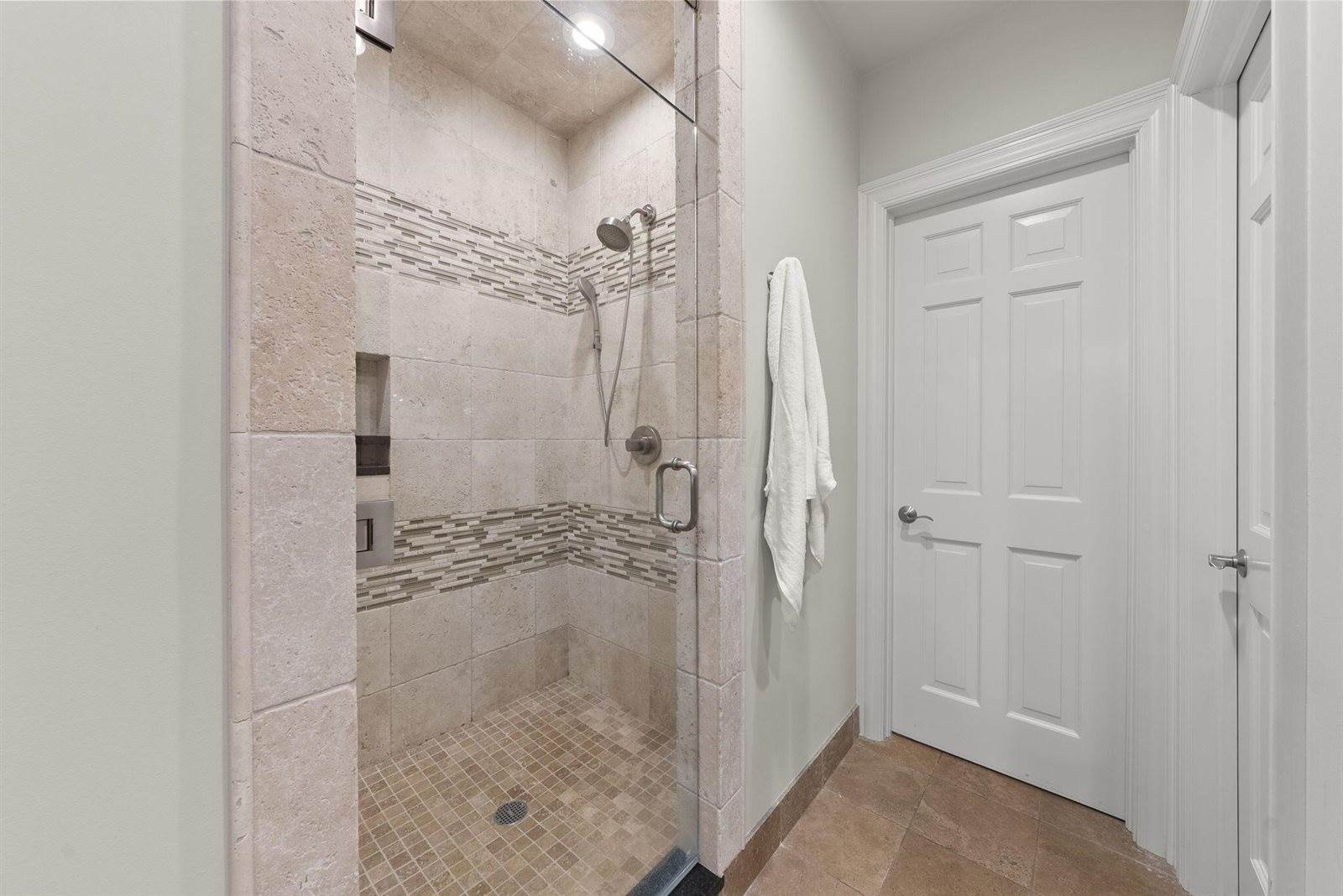 3507 River Avon Circle, Columbus, OH 43221