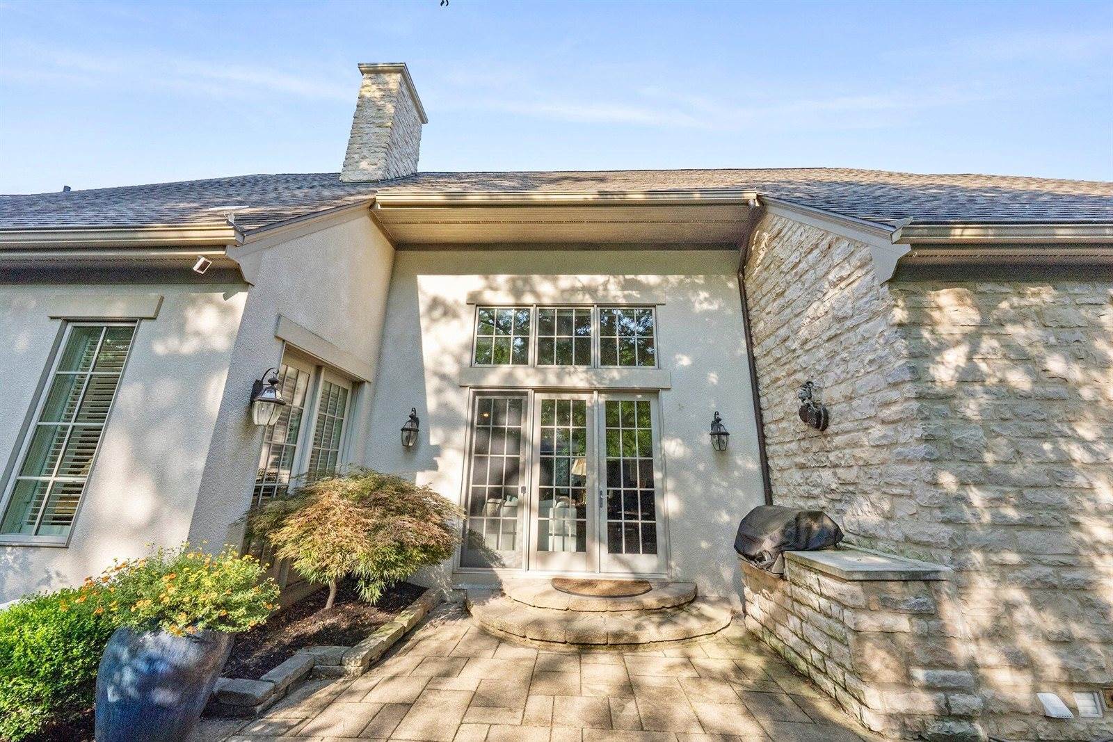 3507 River Avon Circle, Columbus, OH 43221