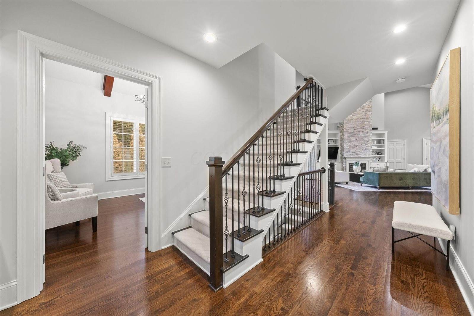 3507 River Avon Circle, Columbus, OH 43221