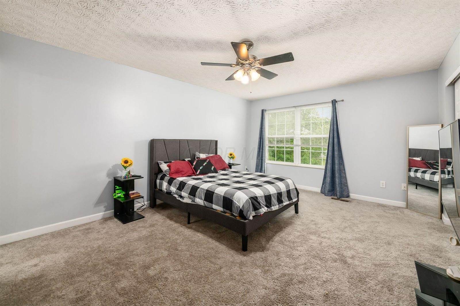 6977 Remsen Drive, Canal Winchester, OH 43110