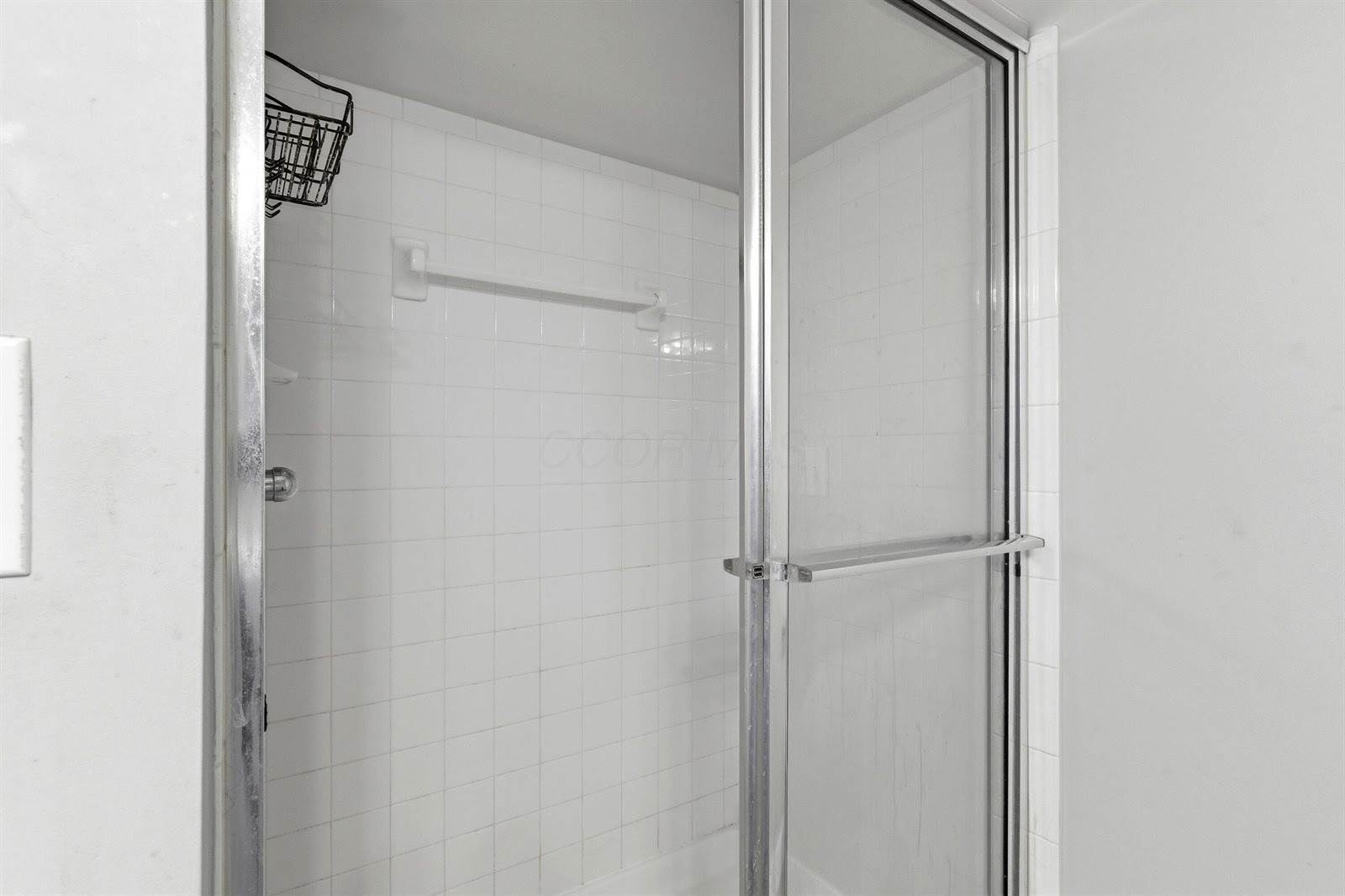 986 Shaula Drive, Columbus, OH 43240