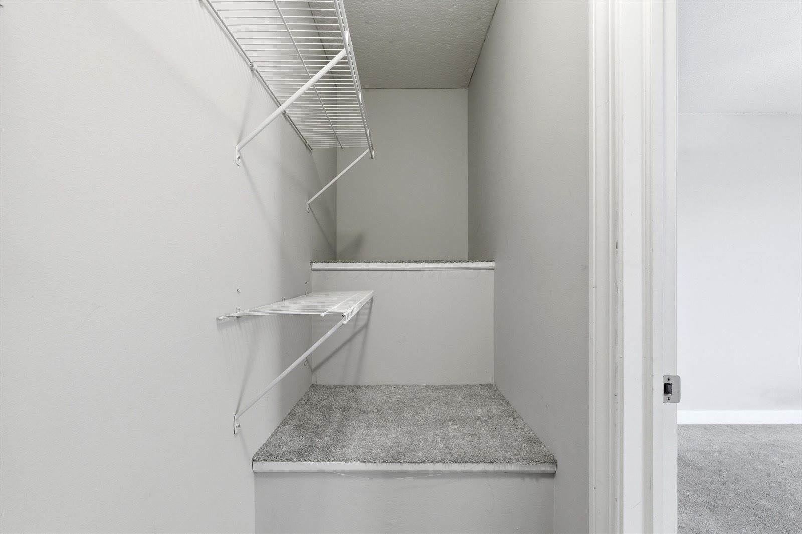 986 Shaula Drive, Columbus, OH 43240