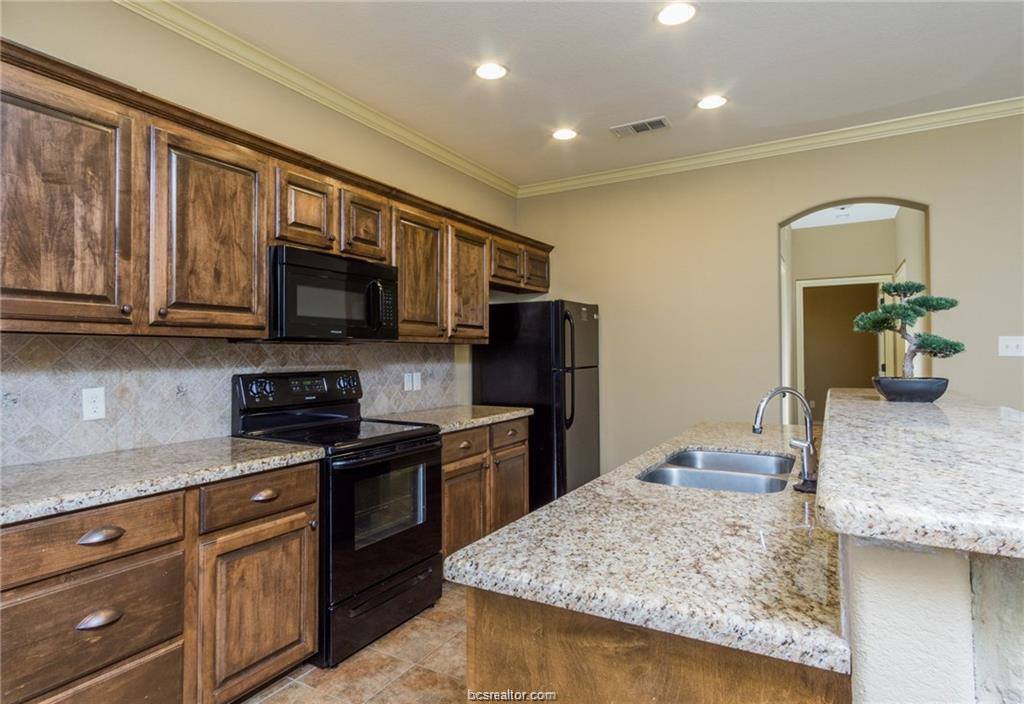 3010 Old Ironsides Drive, College Station, TX 77845