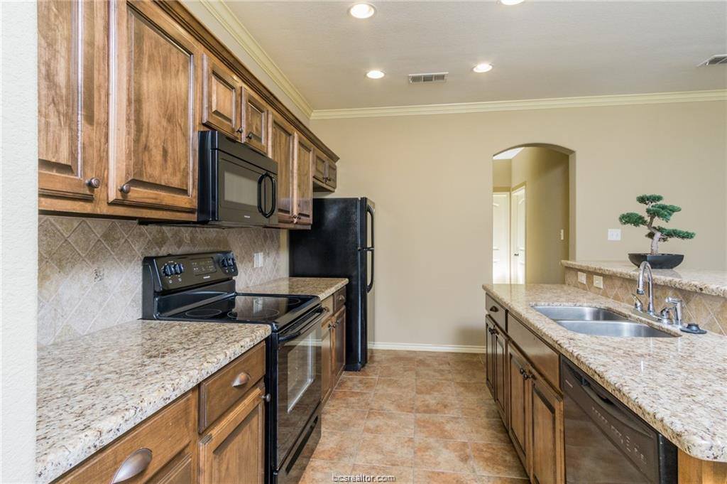 3010 Old Ironsides Drive, College Station, TX 77845