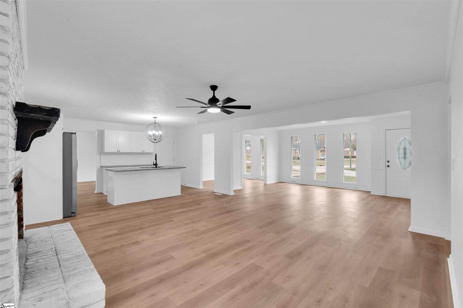 212 Barrett, Mauldin, SC 29662