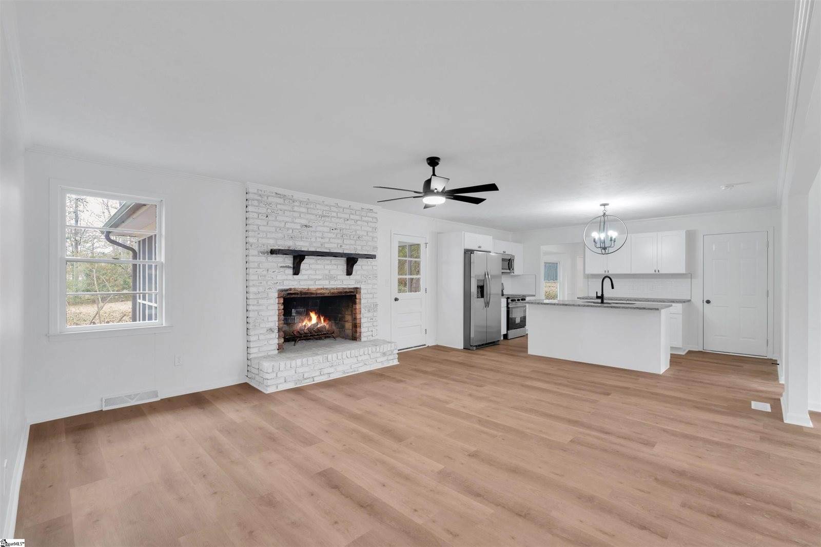 212 Barrett, Mauldin, SC 29662